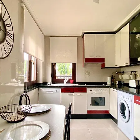 בית נופש Housing Casa Con Jardin