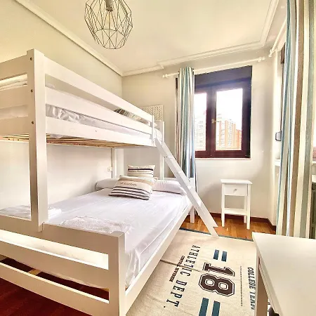 Housing Casa Con Jardin
