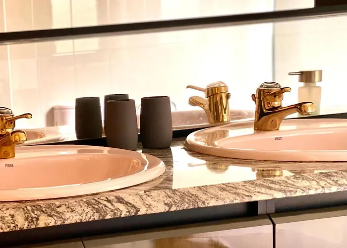 Housing Casa Con Jardin Feriehus *